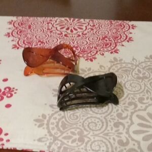 Stylish Black and Brown Hair Clips